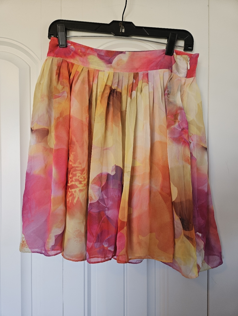 Liz Claiborne Floral Flowy Gathered Skirt in Pink, Orange & Yellow Size 6p